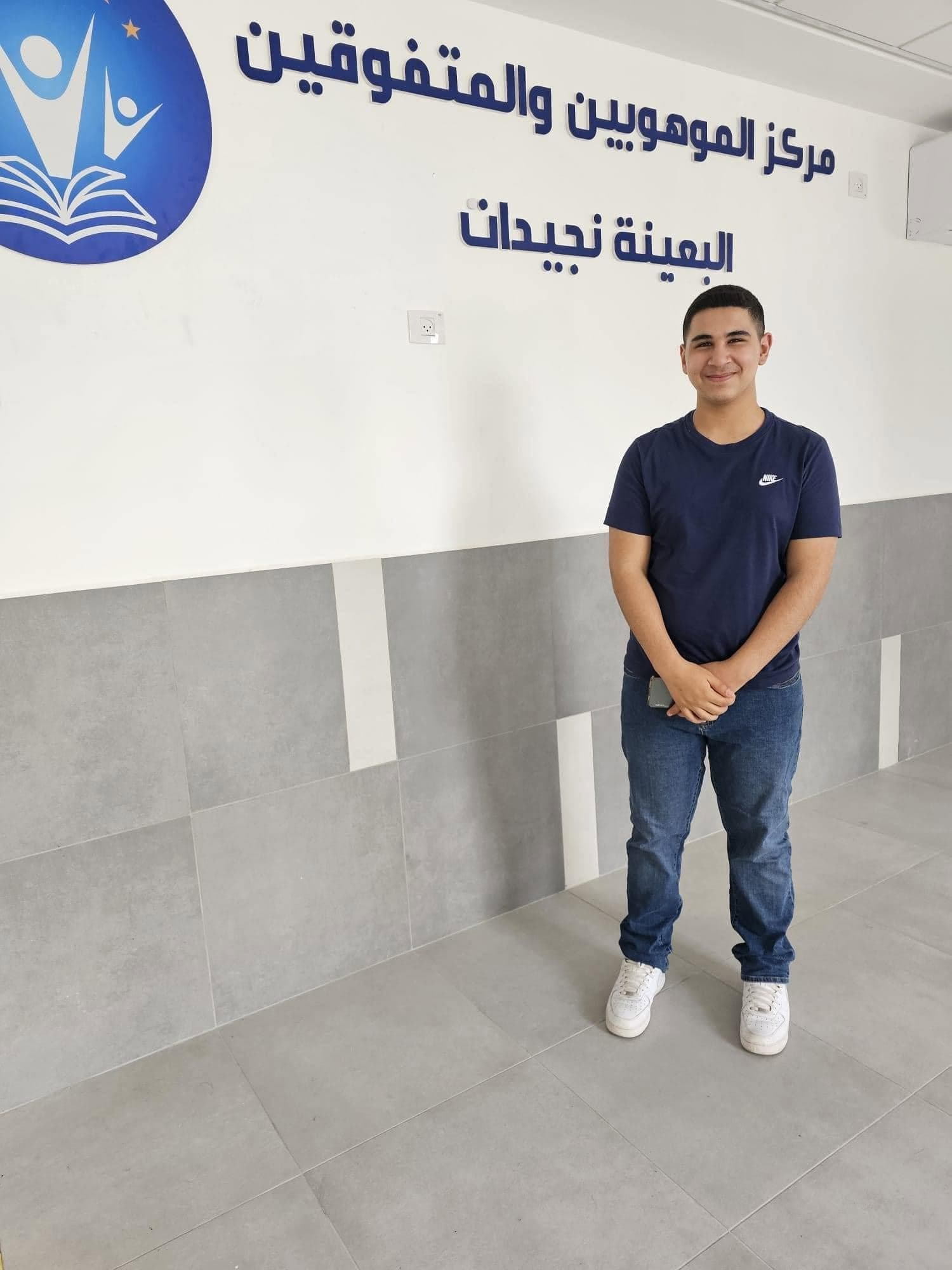 ورشة فنية مدرسية